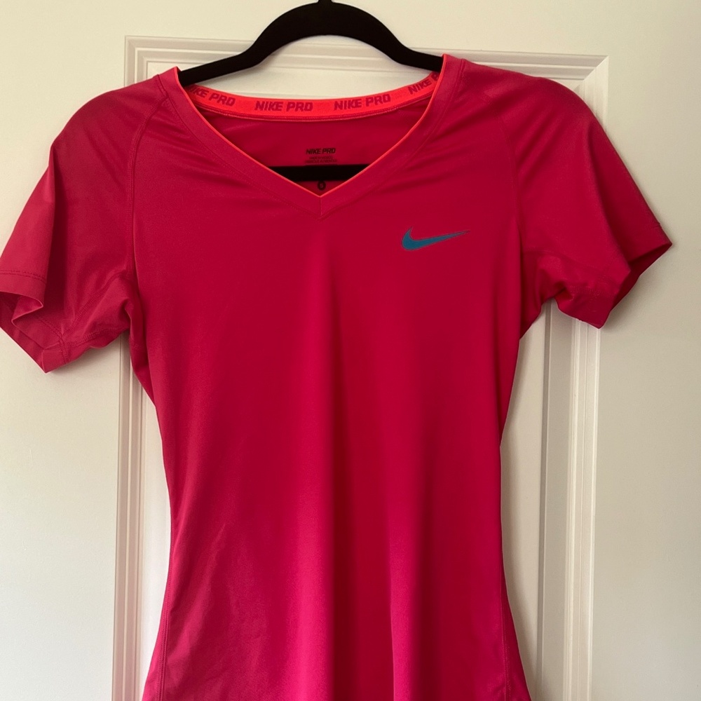 NIKE Pro Dri-Fit Shirt